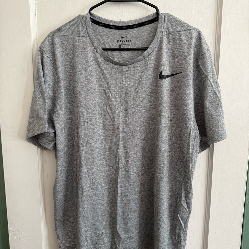 Nike Men's Heather Gray Dri-FIT Tee